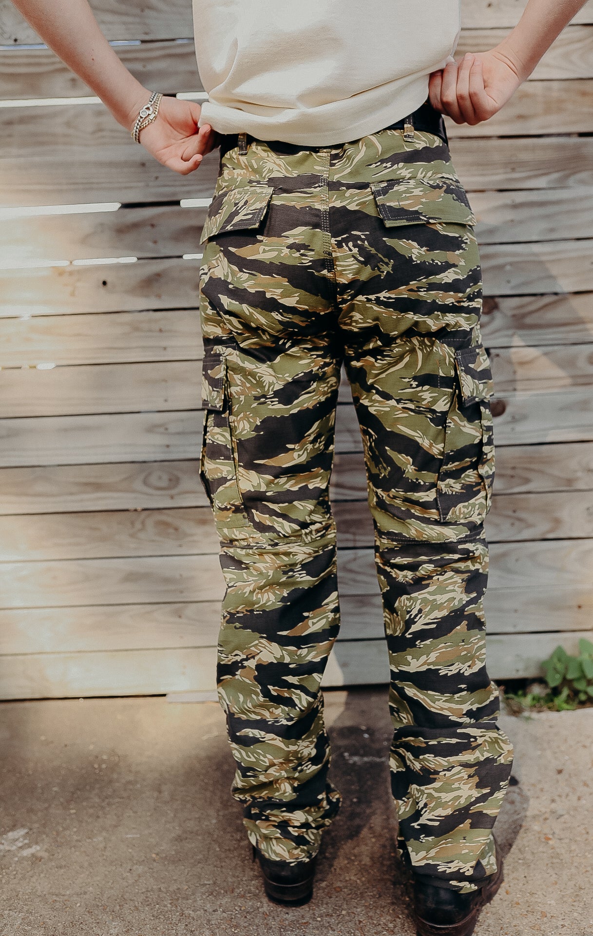 Camo pants with stripe online