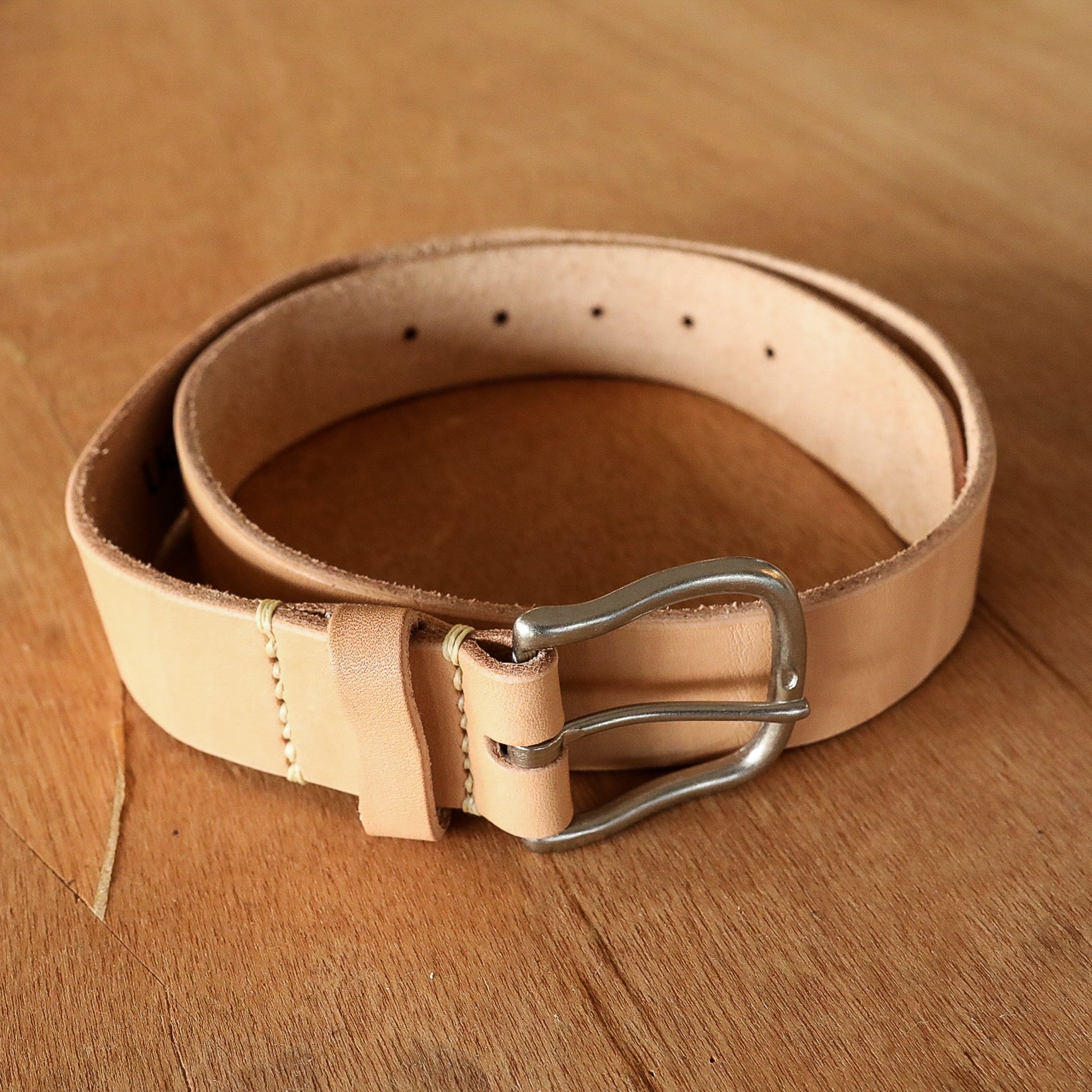 Heavy Duty Tochigi Leather Belt in Black Leather with Brass Buckle