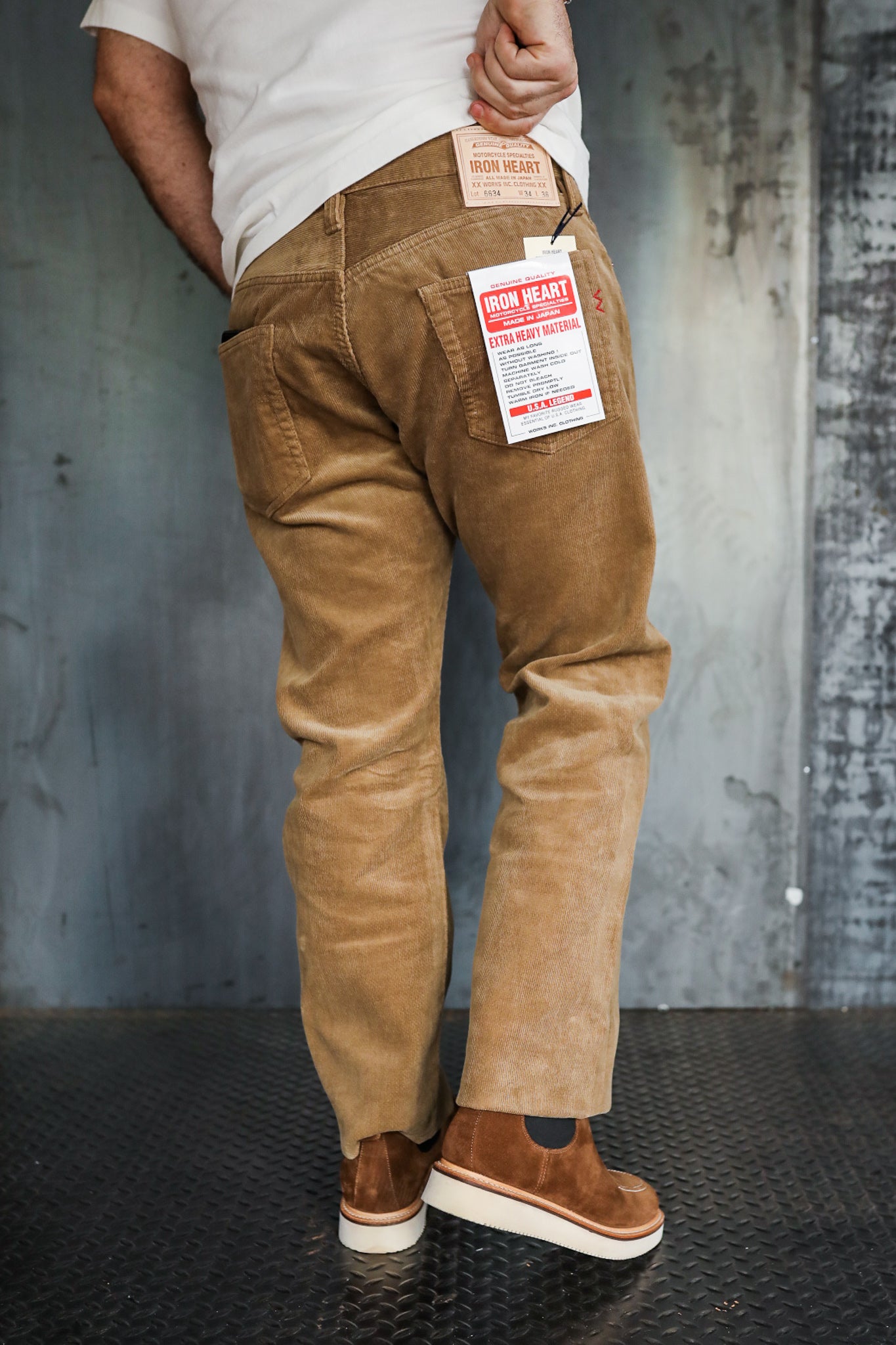 Essential Slim Corduroy Pants