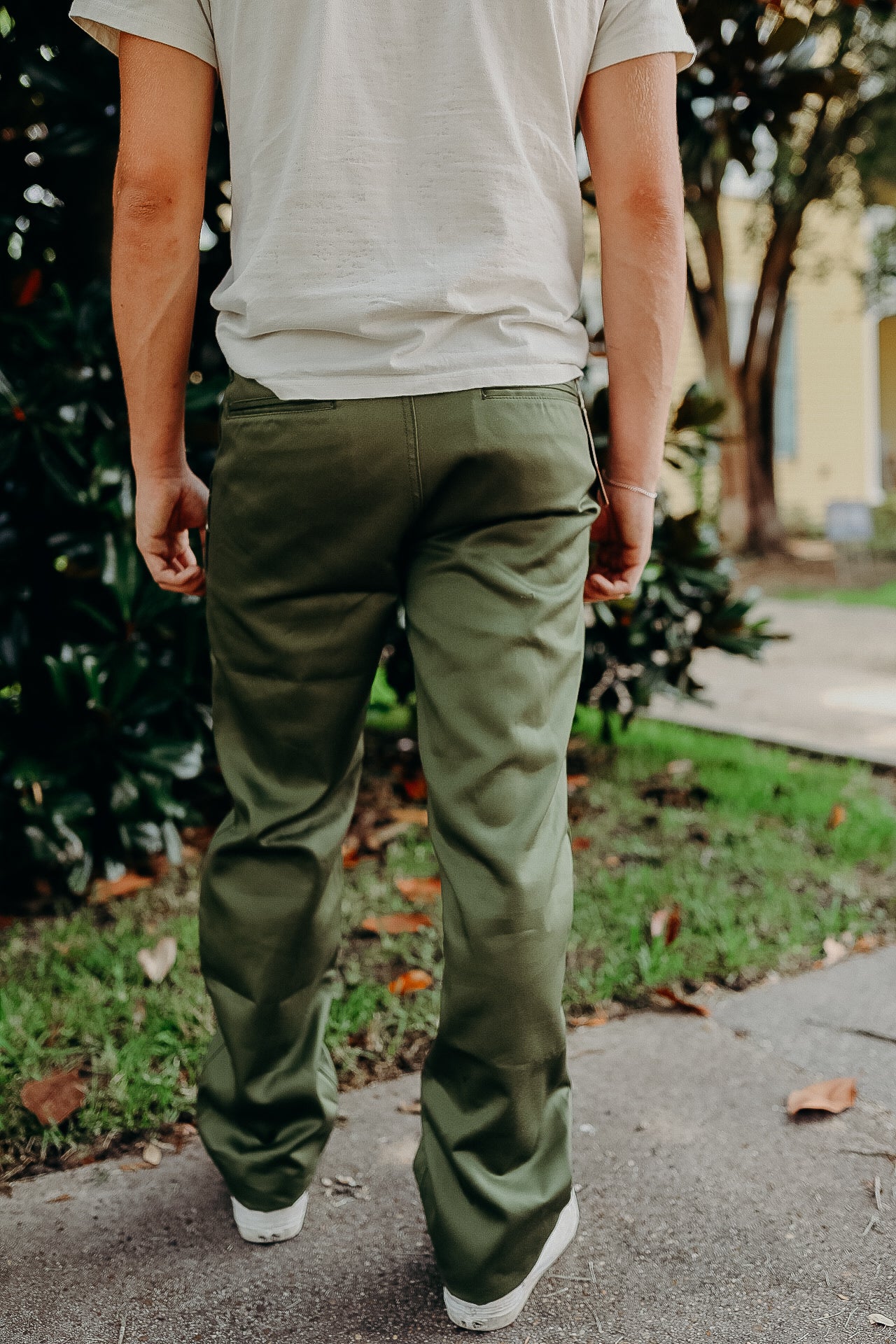 Army green fashion chino pants