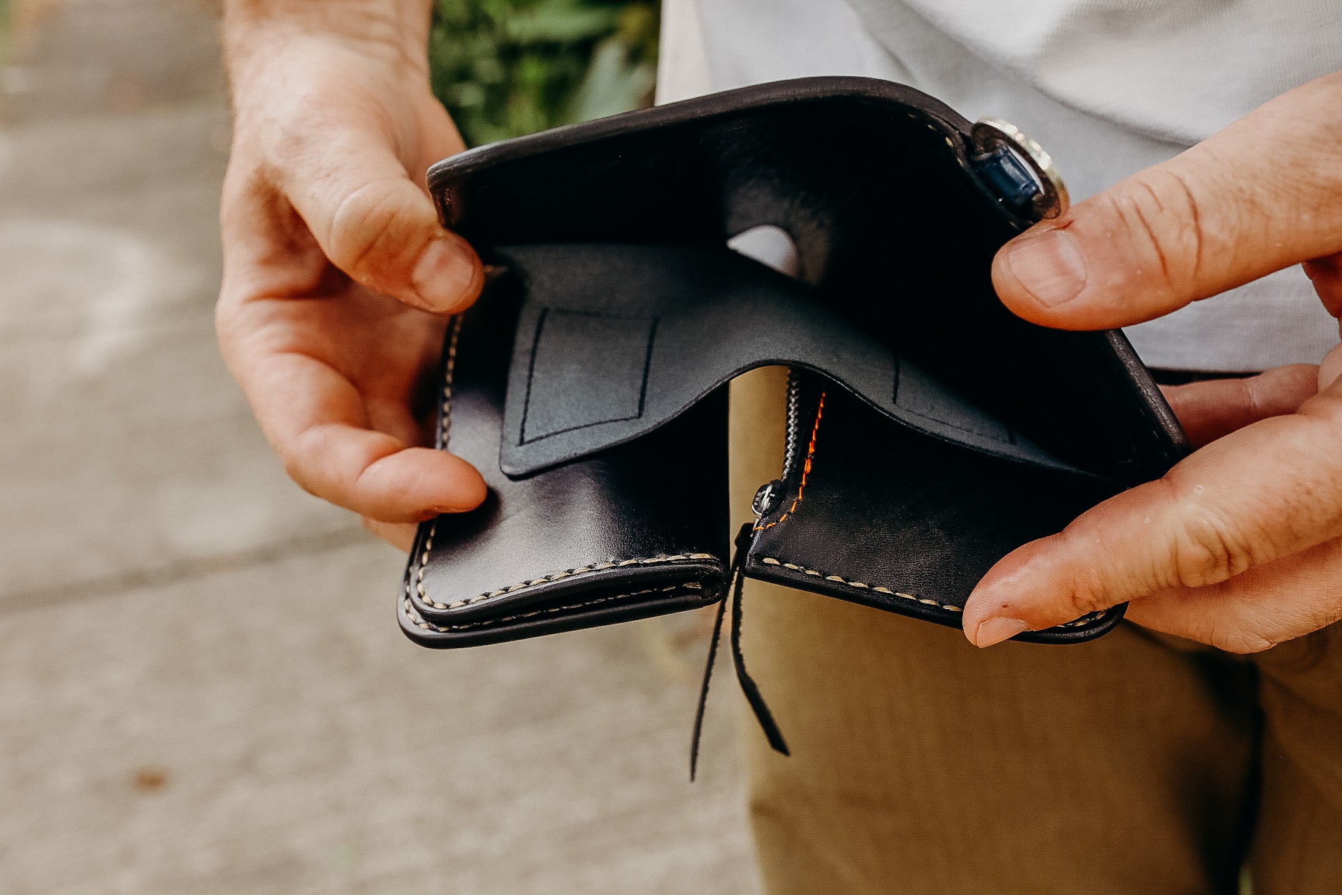 Medium Shell Cordovan Wallet - navy